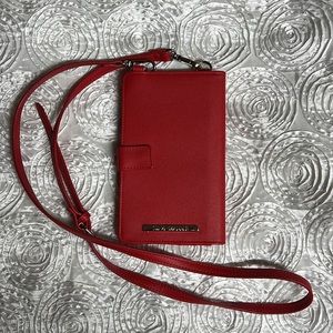 Steve Madden phone case/wallet crossbody